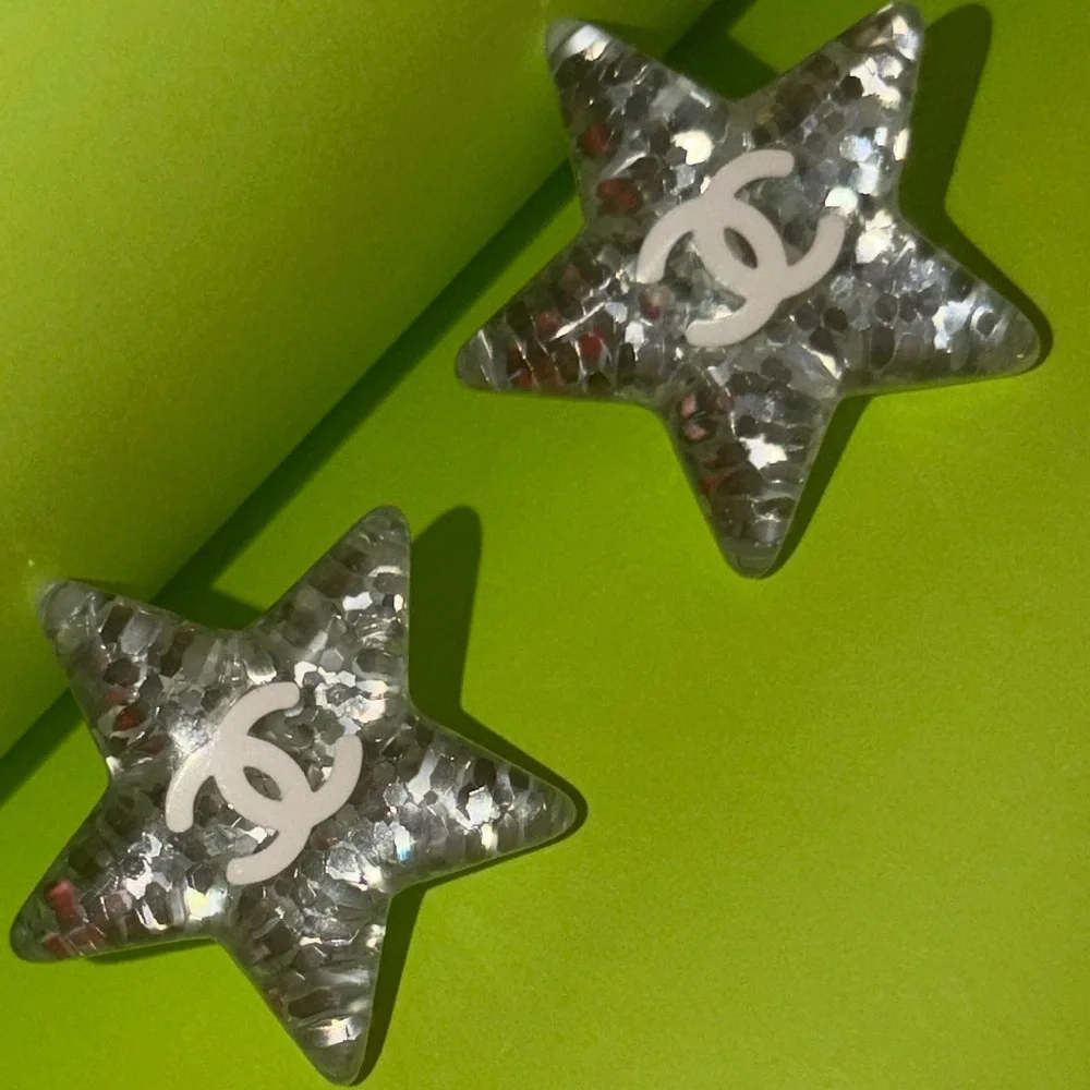 CHANEL White CC Silver Glitter Resin Star Studs